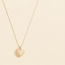 Load image into Gallery viewer, West Heart Locket